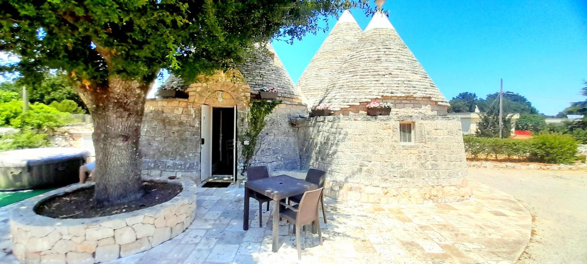 Trullo Roverella Locorotondo Eksteriør billede